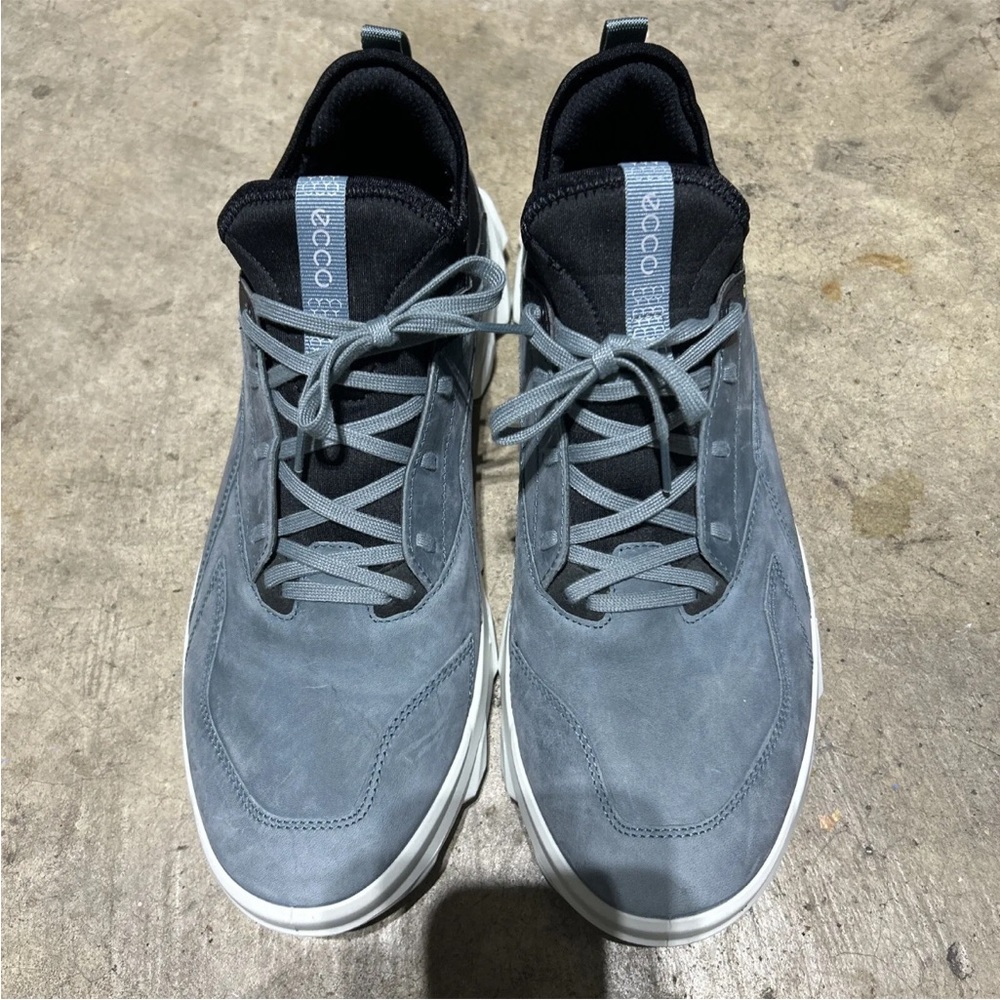 ECCO MX Lace-Up Sneaker in Trooper  Size 12-12.5